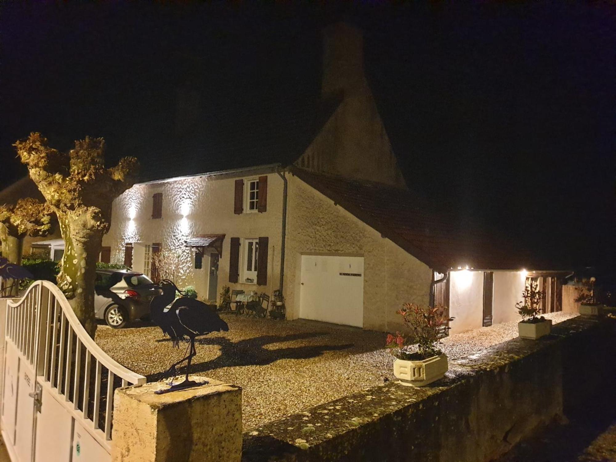 Le Heron Pourpre B&B Gastronomique Cronat Exterior photo